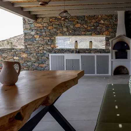 Seba House Tinos Villa *
